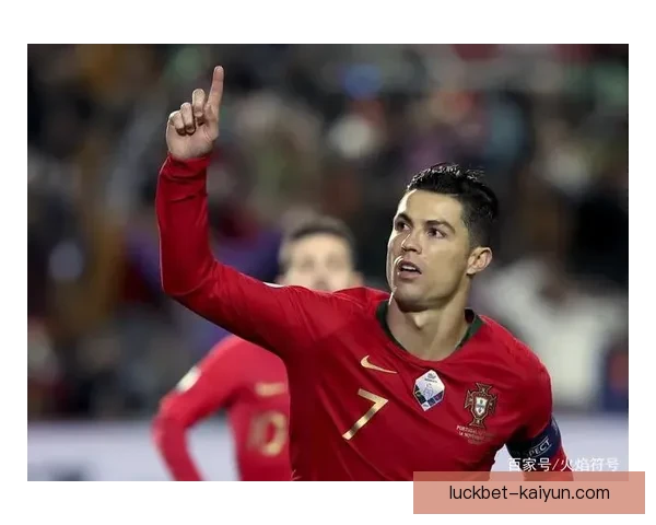 贝肯鲍尔式防守：现代足球的防线创新引领战术解析趋势呈现稳步提升