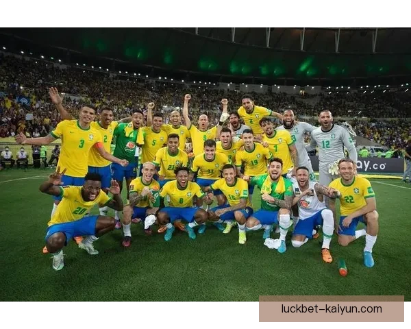 塞维利亚签下新星，阵容深度持续增强，备受期待