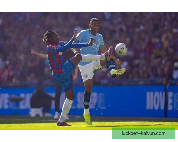 英超看球技巧：提升观赛体验的几种有效方法分析