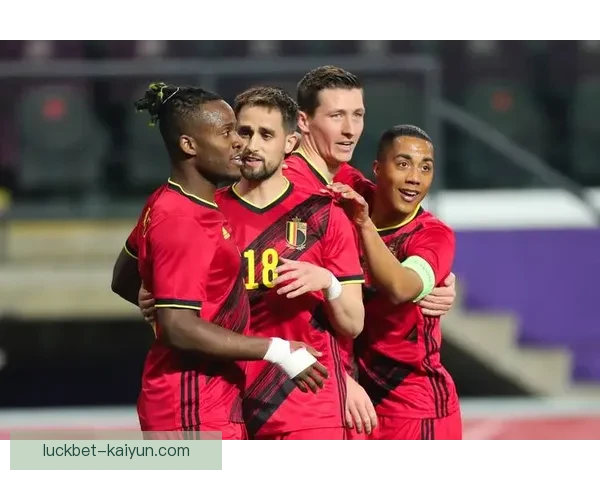 非洲杯金球奖得主表现稳健，引领球队冲击下届赛事更高荣誉